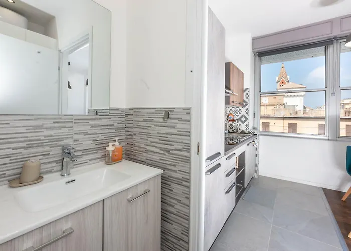 Torre Cantore - Terminal Msc 제노바